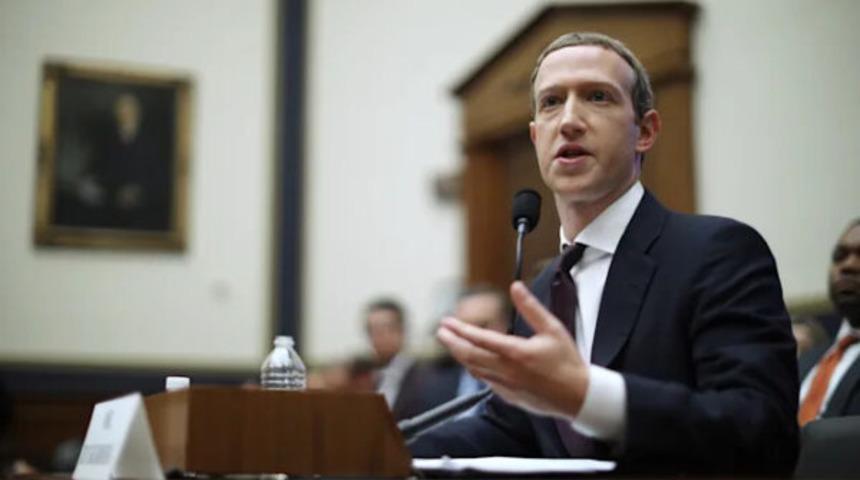 Facebook eski çalışanlarının şikayetleriyle belada