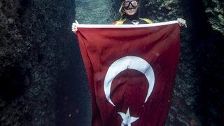 Şahika Ercümen dünya rekoru kırdı!