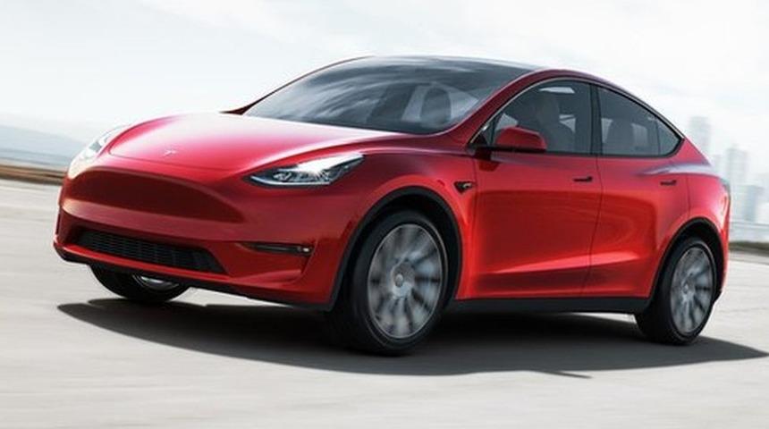 Tesla'nın piyasa değeri 1 trilyon doları aştı