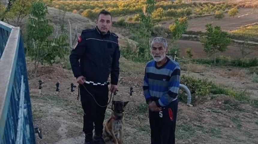 Malatya'da iz takip köpeği "Dadı", kayıp alzaymır hastasını buldu