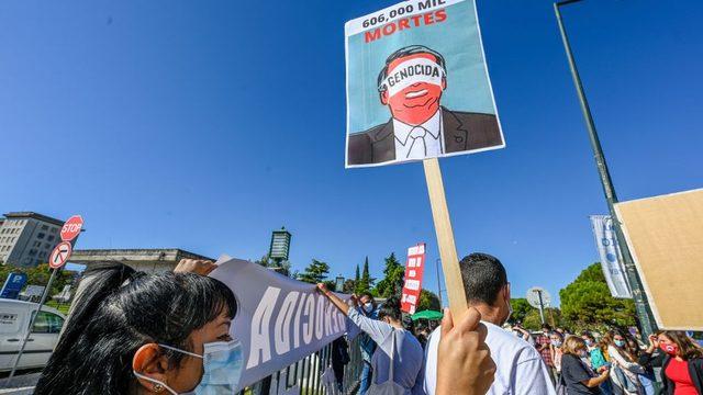 Brezilya da Senato komisyonu, Bolsonaro nun sosyal medyadan men edilmesini istedi 1