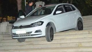 Antalya'da alkollü sürücünün navigasyonla imtihanı! Bas gaza abla Allah'ın dediği olur