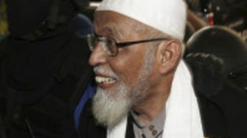 Beşir, Anayasa Mahkemesine başvurdu