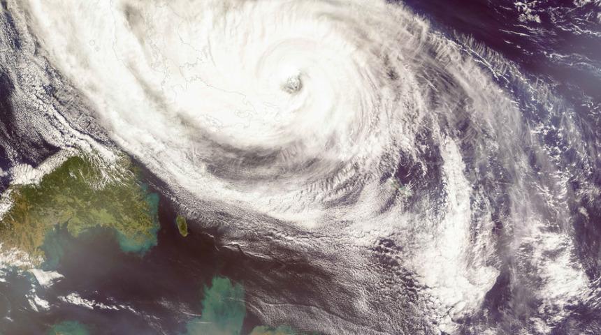 Japonya tayfun alarmı! Dalgaların boyu 10 metreyi bulacak