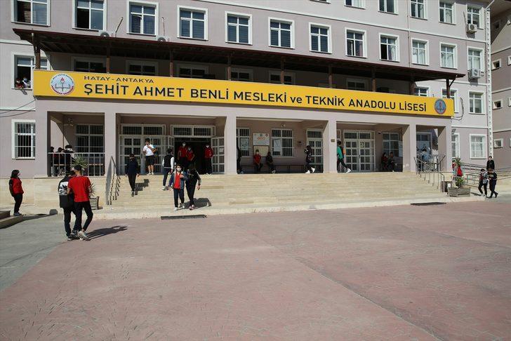 Hatay'da istihdam odaklı meslek lisesi hizmet sektörüne ara eleman yetiştiriyor G1