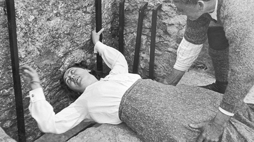 Blarney Taşı’nın efsanesi nedir? Dünyanın her köşesinden gelerek bu taşı öpüyorlar