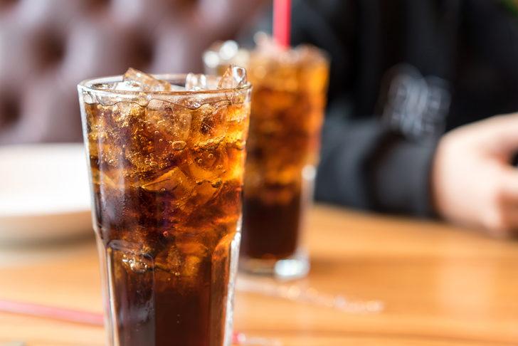 Sofralardan eksik olmayan asitli içecekler bakın neden bağımlılık yaratıyor! G4