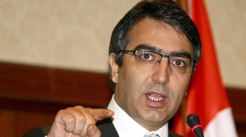 "Sağdakiler DTP'ye, soldakiler CHP'ye"