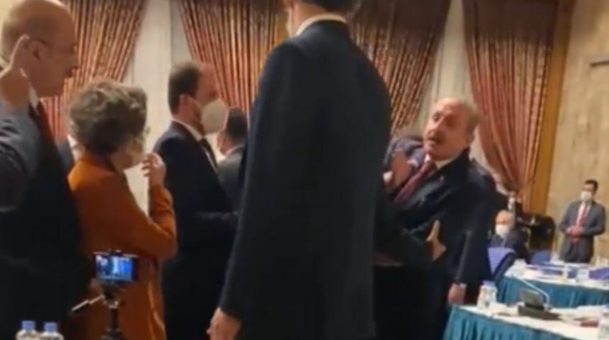 Meclisteki eylemini hatırlatıp suçladı! Gergerlioğlu ve Şentop arasında sert tartışma