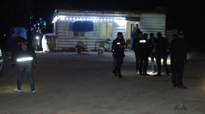 Manisa’da silahlı saldırıya uğrayan gece bekçisi yaralandı