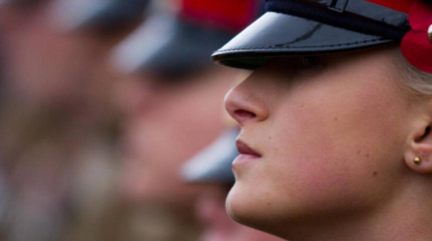 İngiltere'de skandal rapor: Kadın askerlerin yüzde 22’si cinsel tacize uğruyor