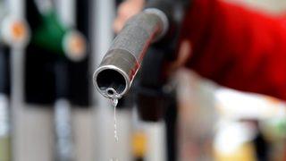 İki petrol şirketi kepenk kapatmıştı! Şimdi de benzinin fiyatı 9 liraya dayandı