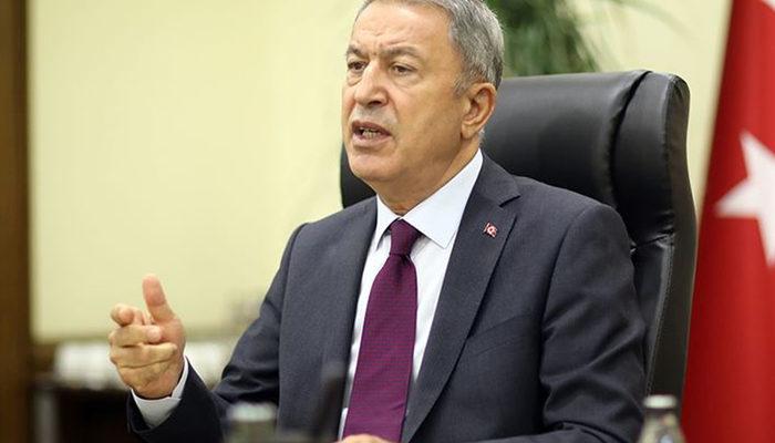 Milli Savunma Bakanı Akar'da tezkere açıklaması