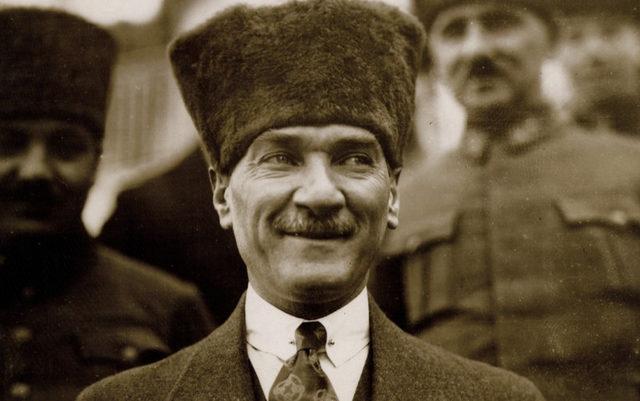 ''Efendiler, yarın Cumhuriyet'i ilan edeceğiz'' sözünün hikayesi bakın neymiş! Atatürk'ün ağzından şaşırtan detaylar!