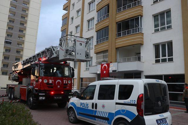 Kayseri'de annesini eve kilitleyerek rehin alan kişi 3 saatte ikna edildi