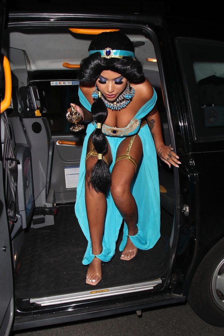 Trans Youtuber 'Prenses Yasmin' kostümüyle nefes kesti G5