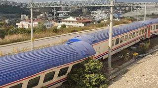 Son Dakika: Kocaeli'de yolcu treni kaza yaptı! Çok sayıda ekip sevk edildi