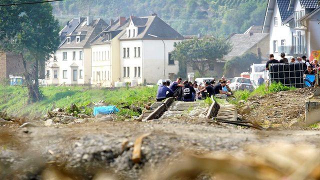 Ahr Vadisi'ndeki altyapının yeniden inhşası, pahalı olacak ve uzun sürecek.