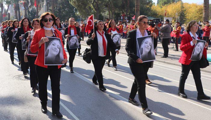 Denizli'deki geçit töreninde öldürülen Şebnem Şirin'in fotoğrafları taşındı