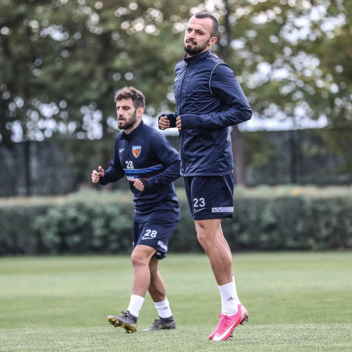 Kayserispor, Fatih Karag&uuml;mr&uuml;k ma&ccedil;ının hazırlıklarını s&uuml;rd&uuml;rd&uuml;