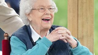 Doktorlarından Kraliçe Elizabeth'e uyarı!