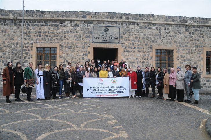 81 ilden gelen kadınlar Şırnak'ta tarihi ve turistik yerleri gezdi G4