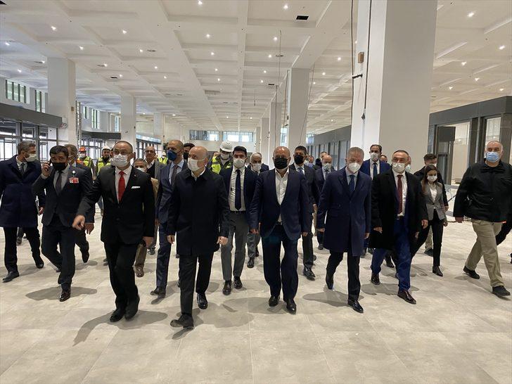 Ulaştırma ve Altyapı Bakanı Karaismailoğlu, Gaziantep Havalimanı'nda incelemelerde bulundu G1