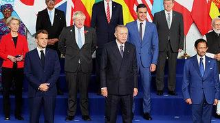 Cumhurbaşkanı Erdoğan'dan İtalya'da diplomasi trafiği