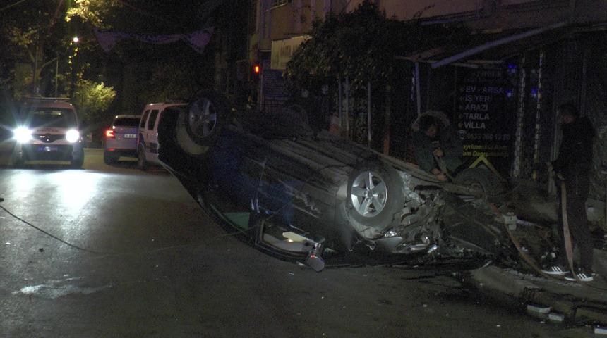 Tartıştığı kişilerin üzerine otomobilini sürdü, takla atınca kaçtı!