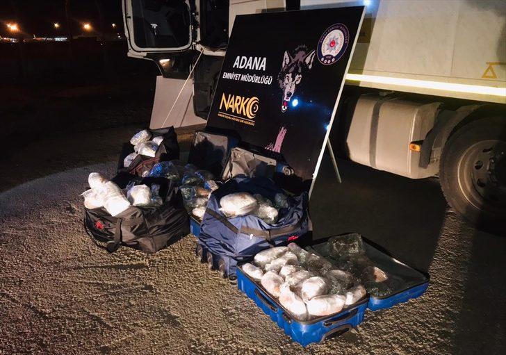 Adana'da dondurma yüklü kamyonda 75 kilo esrar ele geçirildi G3