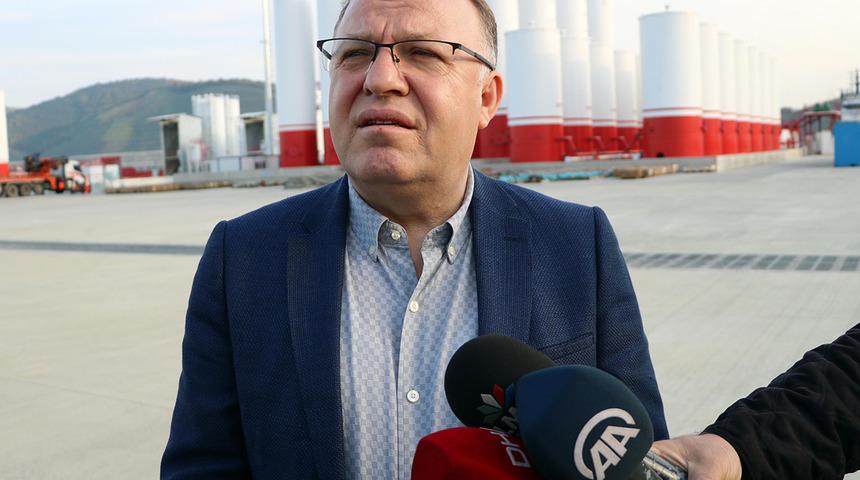 Vali Tutulmaz: Kapalı salonlarda Çav Bella ile cumhuriyet kutlamıyoruz