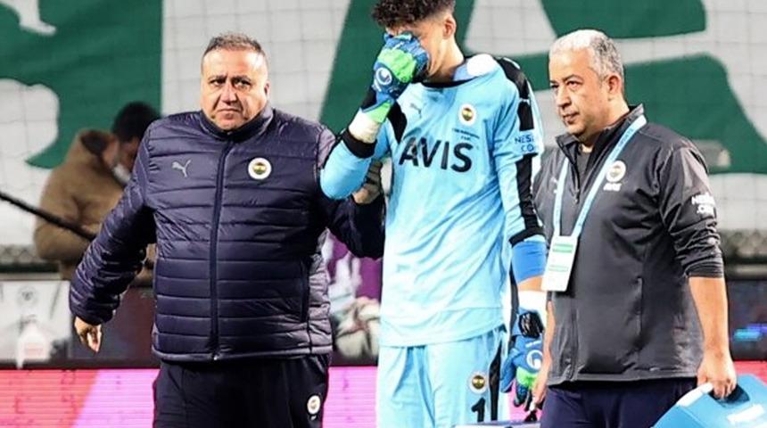 Fenerbah&ccedil;e'de Altay Bayındır ameliyat oldu