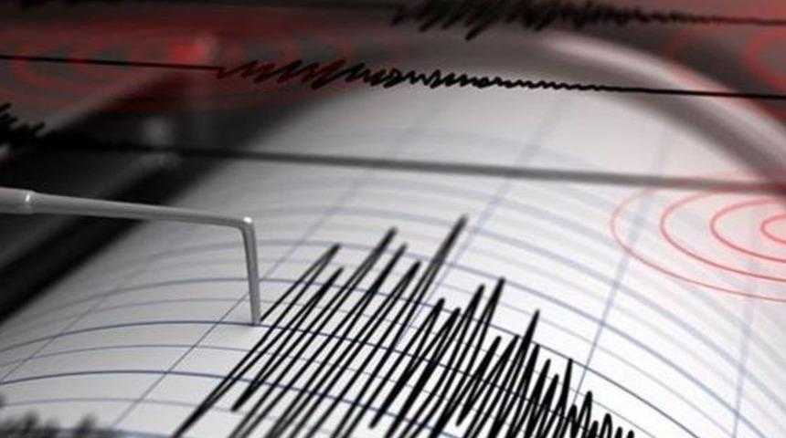Japonya'da 5,2 büyüklüğünde deprem