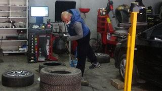 Araç sahiplerinin kış lastiği mesaisi başladı!