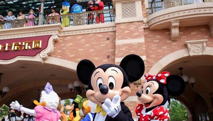 Çin'de koronavirüs paniği! Disneyland karantinaya alındı
