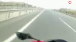 Korkunç ölüm! 300 kilometre hızla bariyerlere çarptı