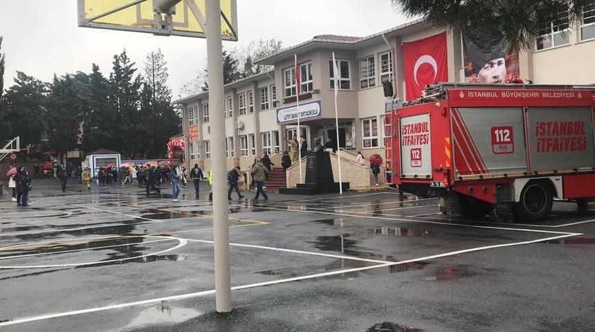 Beşiktaş'ta okulda korkutan yangın! Okul tatil edildi