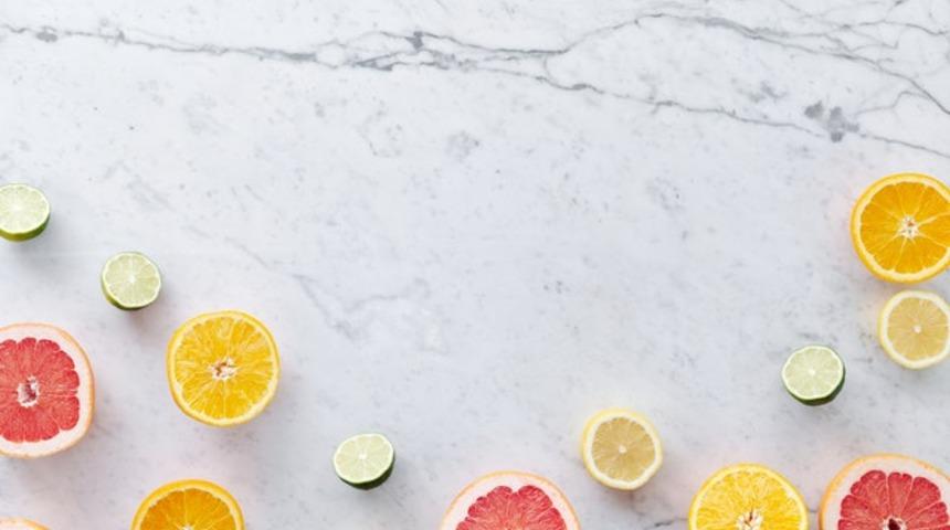 Cildinizin daha genç ve güzel görünmesini istiyorsanız hemen bu önerileri uygulayın! C vitamini ile...