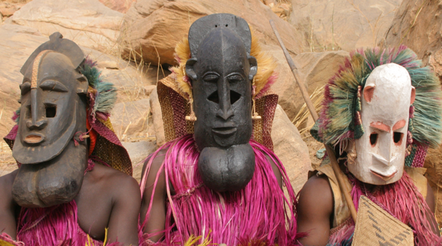 Sirius yıldızının gizemli çocukları! Uzayın sırrılarını binlerce yıl öncesinde çözen gizemli kabile: Dogon kabilesi
