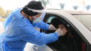 Türkiye'de bir ilk! Samsun'da araçtan inmeden PCR testi uygulaması