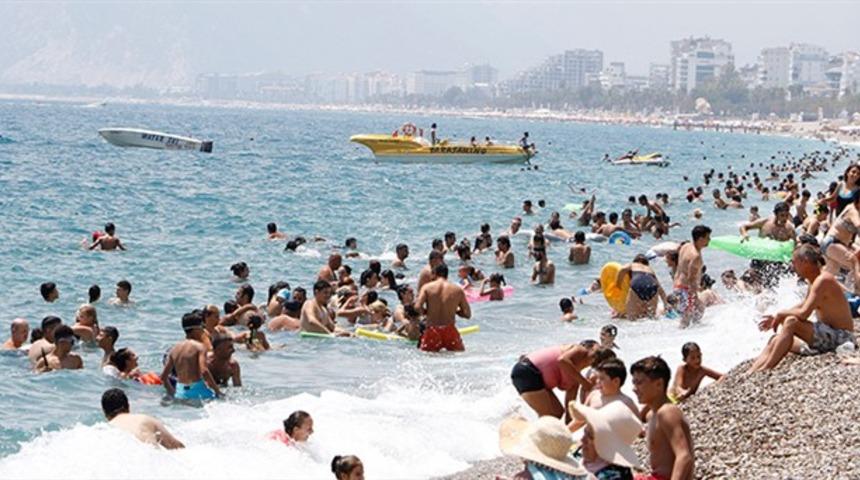 Yerli turist, yurt içi tatiline yabancı acenteyle çıkıyor