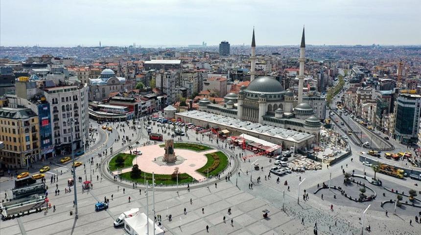 Turistler kapkaççı kurbanı
