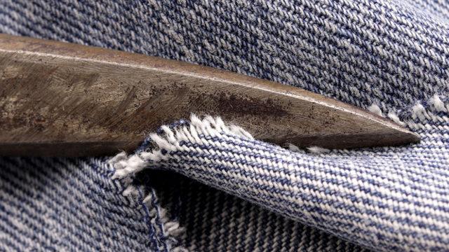 Eskiyen kıyafetlerinizi değerlendirerek şık olmak mümkün! Eski kıyafetler ile yepyeni tasarımlar yapın