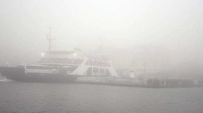 Çanakkale Boğazı çift yönlü transit gemi geçişlerine kapatıldı