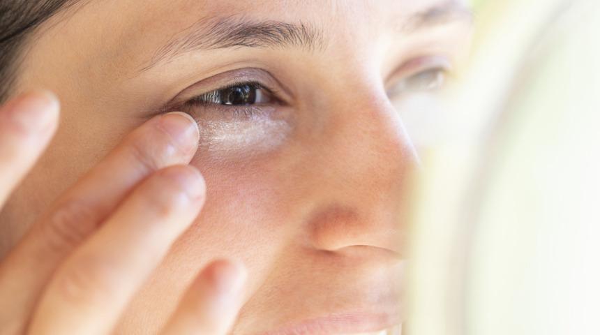 Cilt bakımında bu hatalara dikkat! Bu ürünleri birlikte kullanmayın...