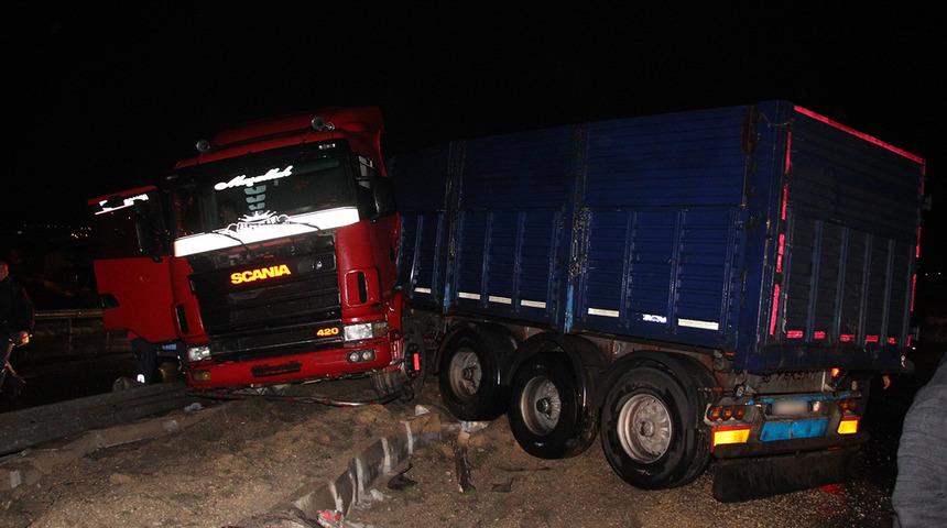 TIR refüjde asılı kaldı! Sürücüyle ilgili şoke eden gerçek