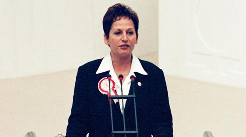 Bayer, Ayşegül Porsuk'u ziyaret etti