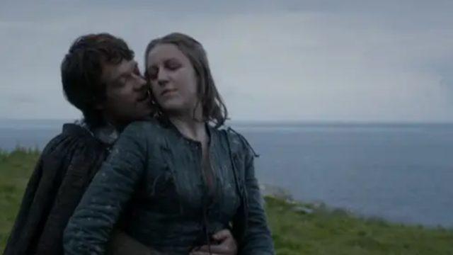 Game Of Thrones’in yıldızından sevişme sahnesi itirafı: Kendi halimize bırakıldık