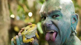 En sevdiği hayvan olan kertenkeleye benzemek için sayısız ameliyat oldu! Yeni görüntüsü ürküttü