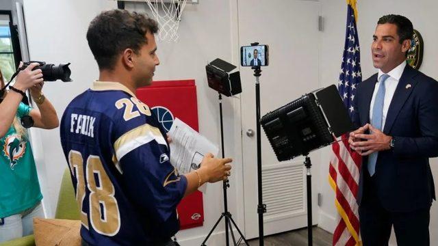 Maaşını Bitcoin'le alacak ilk politikacı belli oldu! 